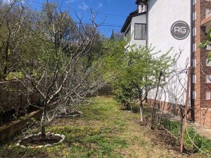 Миниатюра 10, 11-к дом, 298 м², Крым Республика, Алушта г., Кипарисное с., Алуштинская ул.