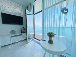 Миниатюра 1, 2-комн. апартаменты у моря, 68 м², Крым Республика, Ялта г., Приморский парк., д.1