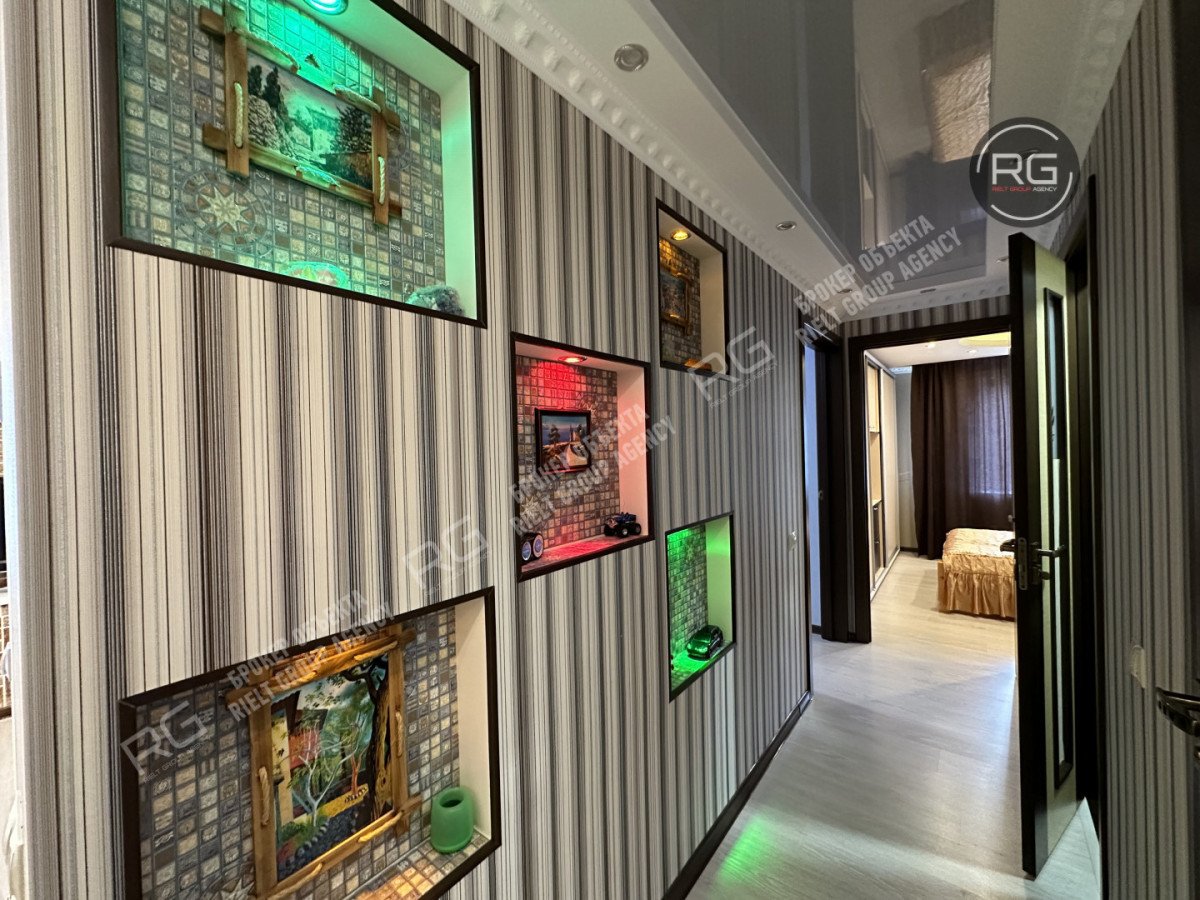 Миниатюра 13, 3-комн. квартира, 80 м², 80 м², Крым Республика, Ялта г., Гурзуф п.г.т., Строителей ул., д.11, к.2