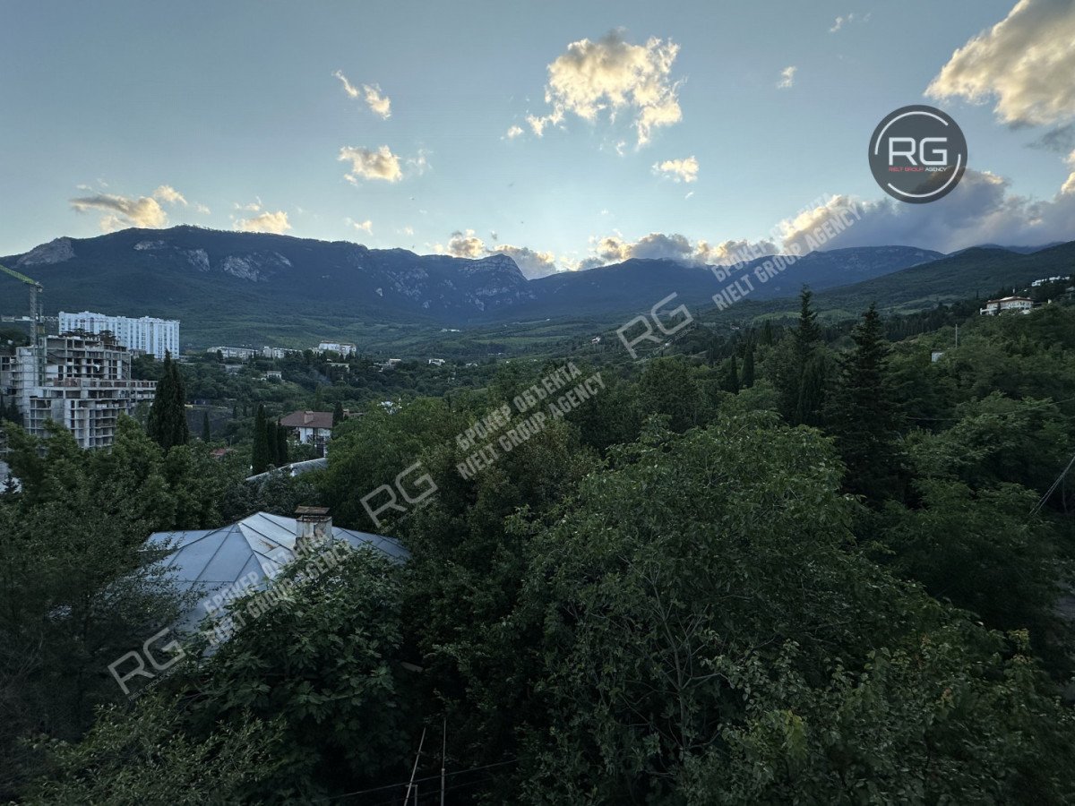 Миниатюра 26, 3-комн. квартира, 80 м², 80 м², Крым Республика, Ялта г., Гурзуф п.г.т., Строителей ул., д.11, к.2