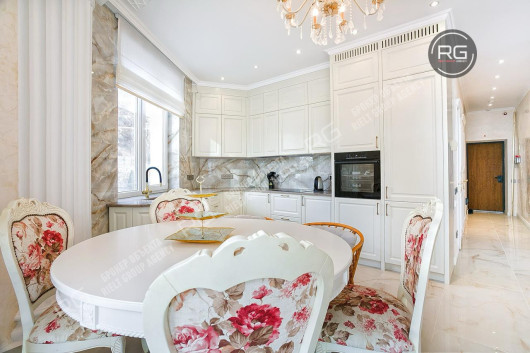 3ккв в ЖК Белый дом на ЮБК!, 157 м², Крым Республика, Гурзуф п.г.т., Строителей ул., д.3а