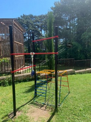 Миниатюра 24, 4-к. квартира, 97 м², 2/4 эт., 97 м², Крым Республика, Ялта г., Ливадия п.г.т., Лесная ул., д.21