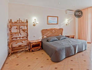 Миниатюра 4, 4-комн. апартаменты, S=121,2 м², 121,2 м², Крым Республика, Ялта г., Отрадное п.г.т., Мориса Тореза ул., д.11