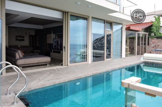 5-к таунхаус, 570 м², Крым Республика, Ялта г., Гурзуф п.г.т., Ялтинская ул., д.12к