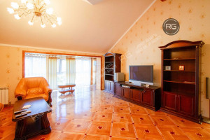 Миниатюра 9, 6-к дом, 250 м², Крым Республика, Ялта г., Никита п.г.т., Никитский спуск