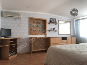 Миниатюра 13, 6-к дом, 300 м², Крым Республика, Ялта г., Отрадное п.г.т., Мориса Тореза ул., д.9