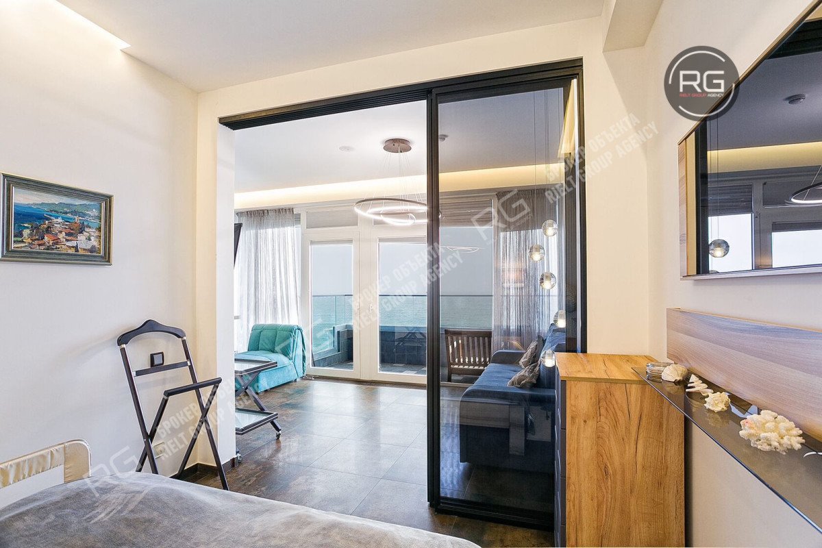 Миниатюра 14, Апартаменты у моря, 57 м², Крым Республика, Ялта г., Парковый проезд., д.8д