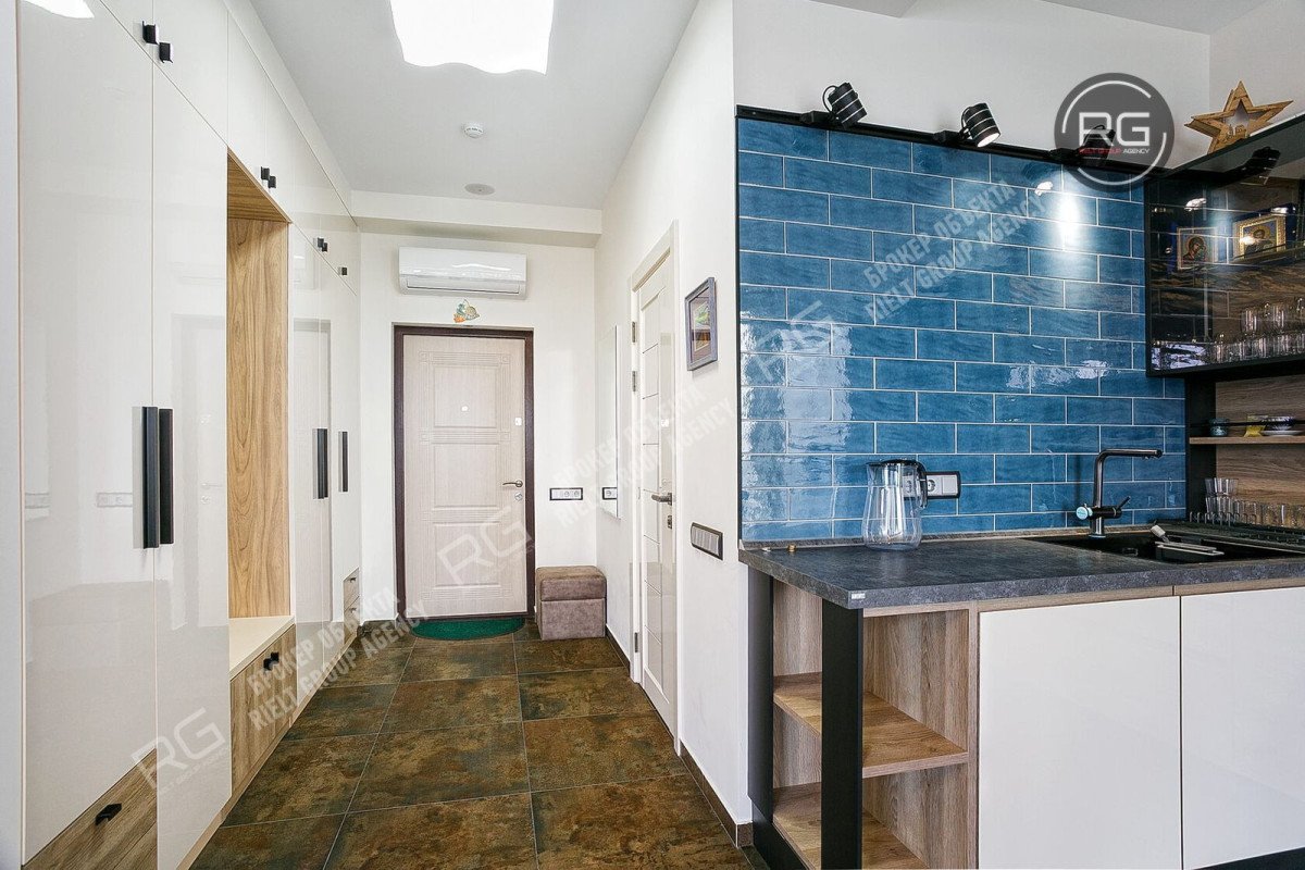 Миниатюра 20, Апартаменты у моря, 57 м², Крым Республика, Ялта г., Парковый проезд., д.8д