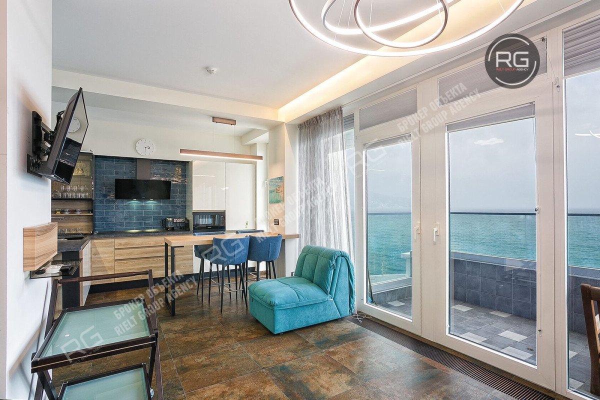 Миниатюра 25, Апартаменты у моря, 57 м², Крым Республика, Ялта г., Парковый проезд., д.8д