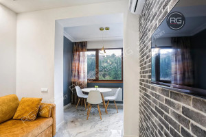 Миниатюра 2, Апартаменты в Приморском парке, 42 м², Крым Республика, Ялта г., Парковый проезд., д.6а