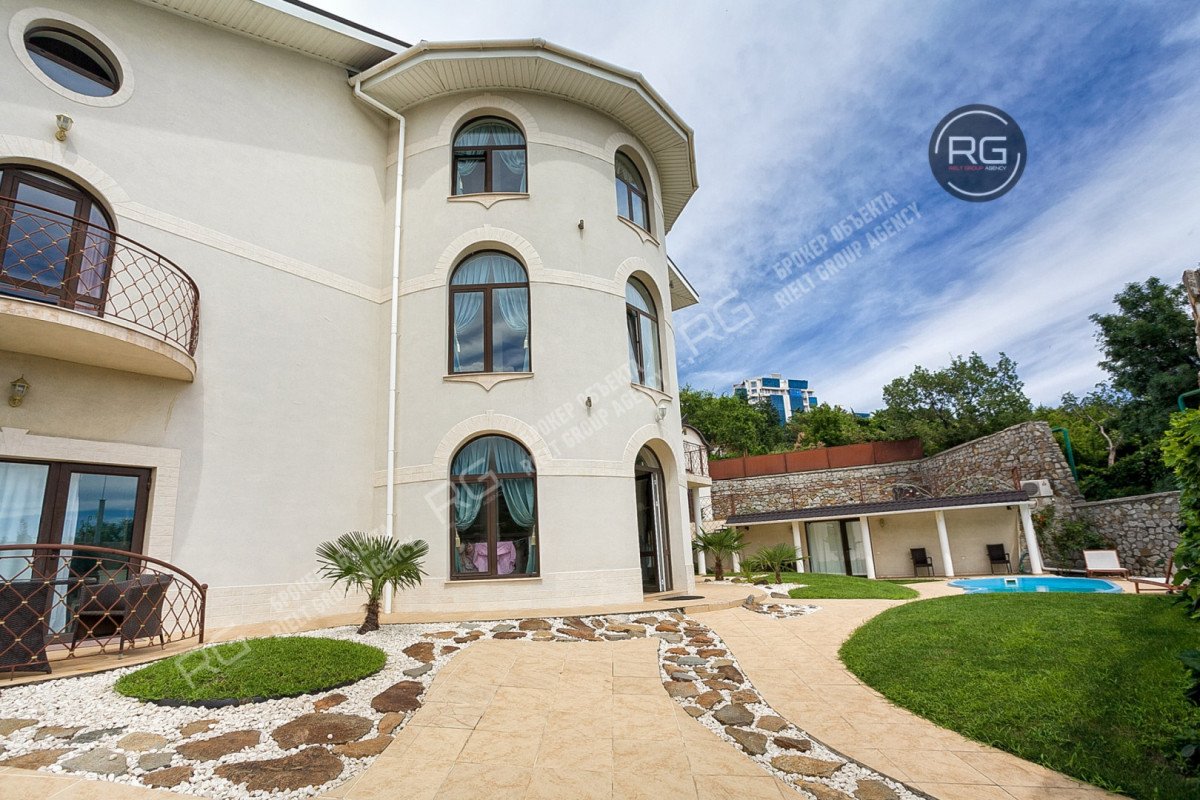 Миниатюра 3, Аренда комфортабельной Виллы в Гурзуфе, 650 м², Крым Республика, Ялта г., Гурзуф п.г.т., Ленинградская ул., д.70, к.а