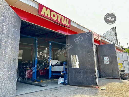 АЗС на 11 сотках в Массандре, 282 м², Крым Республика, Ялта г., Массандра п.г.т., Мухина ул., д.13а