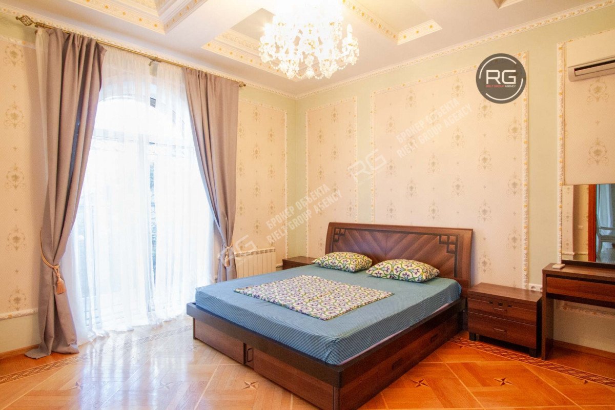 Миниатюра 7, Дом 300 м² на участке 9 сот., 300 м², Крым Республика, Ялта г., Гурзуф п.г.т., Галата ул.