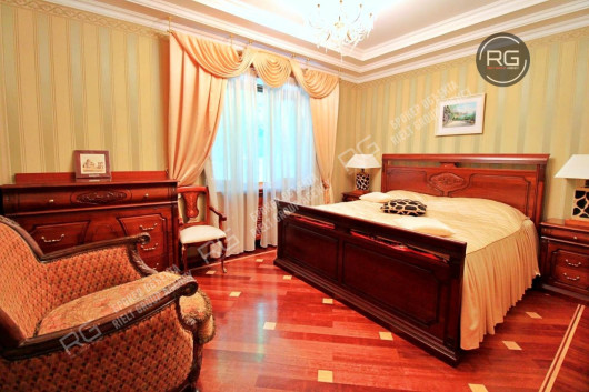 Дом 617 м² на участке 9,8 сот., 617 м², Крым Республика, Ялта г., Павленко ул., д.10, к.а