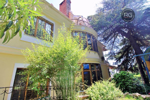 Миниатюра 24, Дом 617 м² на участке 9,8 сот., 617 м², Крым Республика, Ялта г., Павленко ул., д.10, к.а