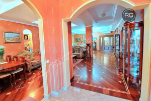 Миниатюра 3, Дом 617 м² на участке 9,8 сот., 617 м², Крым Республика, Ялта г., Павленко ул., д.10, к.а