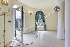 Миниатюра 26, Дом на солнечной энергии, 450 м², Крым Республика, Ялта г., Гурзуф п.г.т., Лазурная ул., д.15