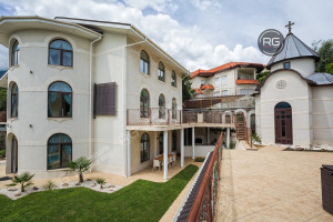 Миниатюра 28, Дом на солнечной энергии, 450 м², Крым Республика, Ялта г., Гурзуф п.г.т., Лазурная ул., д.15