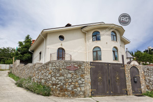 Миниатюра 29, Дом на солнечной энергии, 450 м², Крым Республика, Ялта г., Гурзуф п.г.т., Лазурная ул., д.15