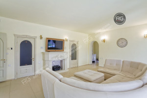 Миниатюра 6, Дом на солнечной энергии, 450 м², Крым Республика, Ялта г., Гурзуф п.г.т., Лазурная ул., д.15