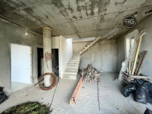 Миниатюра 9, Дом под отделку в Ялте, 220 м², Крым Республика, Ялта г., Нижнедарсановская ул.