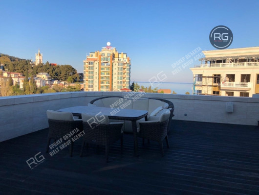 Двухуровневый пентхаус в Ялте, 280 м², Крым Республика, Ялта г., Игнатенко ул., д.5