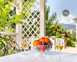 Миниатюра 21, Готовый бизнес в Алуште, 3 150 м², Крым Республика, Алушта г., Партизанская ул., д.17