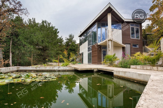 Коттедж под отделку в Ай-Даниле, 639 м², Крым Республика, Ялта г., Даниловка п., Тенистая ул., д.3в