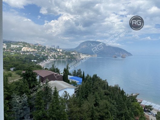 Квартира у моря в Гурзуфе, 117 м², Крым Республика, Ялта г., Гурзуф п.г.т., им А.С.Пушкина наб., д.5д