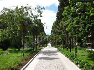 Миниатюра 3, Квартира в Приморском парке, 60 м², Крым Республика, Ялта г., Парковый проезд., д.9