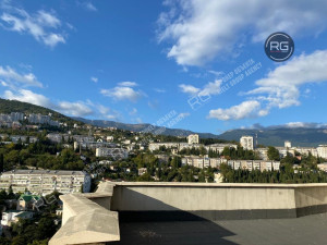 Миниатюра 2, Пентхаус с видом на горы в Ялте, 467 м², Крым Республика, Ялта г., Ломоносова ул., д.25