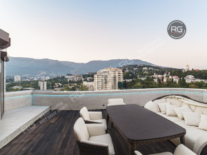 Миниатюра 4, Пентхаус в аренду в центре Ялты, 285 м², Крым Республика, Ялта г., Игнатенко ул., д.5