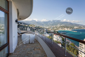 Миниатюра 18, Пентхаус в Ялте в парковой зоне, 209 м², Крым Республика, Ялта г., Ленина В.И. имени наб., д.4