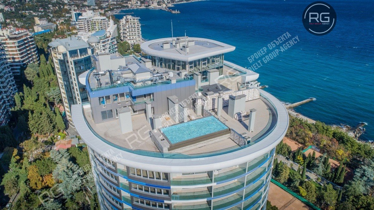 Фото 1, Пентхаус в ЖК Зазеркалье, 912,7 м², Крым Республика, Ялта г., имени Гагарина парк., д.9