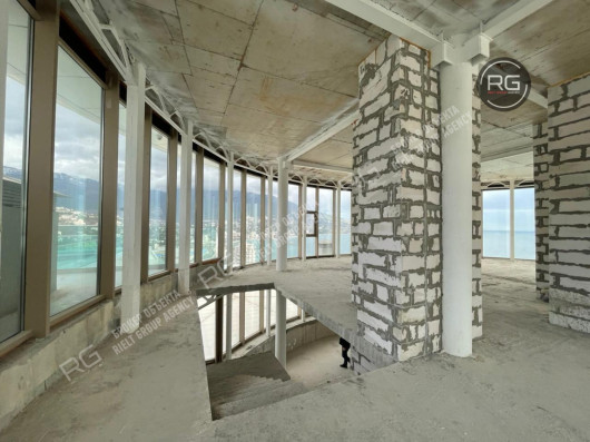 Пентхаус в ЖК Зазеркалье, 912,7 м², Крым Республика, Ялта г., имени Гагарина парк., д.9