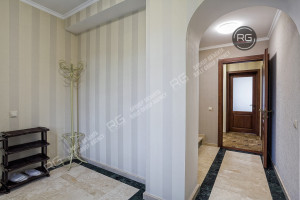 Миниатюра 4, Продажа 3-этажного дома в Ялте, 300 м², Крым Республика, Ялта г., Изобильная ул., д.15