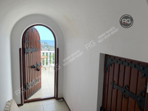 Миниатюра 13, Продажа мини-отеля (13 номеров) в пгт. Кореиз., 512 м², Крым Республика, Ялта г., Кореиз п.г.т., Кореизское ш., д.2