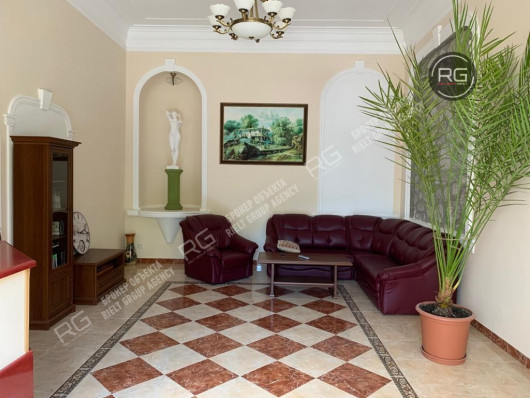 Продажа мини-отеля (13 номеров) в пгт. Кореиз., 512 м², Крым Республика, Ялта г., Кореиз п.г.т., Кореизское ш., д.2