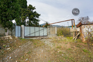 Миниатюра 20, Ровный участок с коммуникациями!, 12 соток, Крым Республика, Ялта г., Краснокаменка п.г.т., Алуштинская ул.