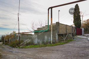 Миниатюра 3, Ровный участок с коммуникациями!, 12 соток, Крым Республика, Ялта г., Краснокаменка п.г.т., Алуштинская ул.