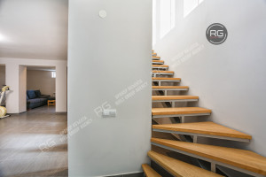 Миниатюра 33, Срочная продажа дома в Кореизе, 440 м², Крым Республика, Ялта г., 16 сентября ул., д.30