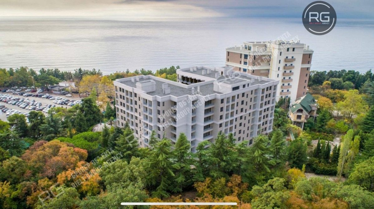 Фото 1, Студия в ЖК SkyPlaza в центре Ялты, 28 м², Крым Республика, Ялта г., Дражинского ул., д.48, к.б