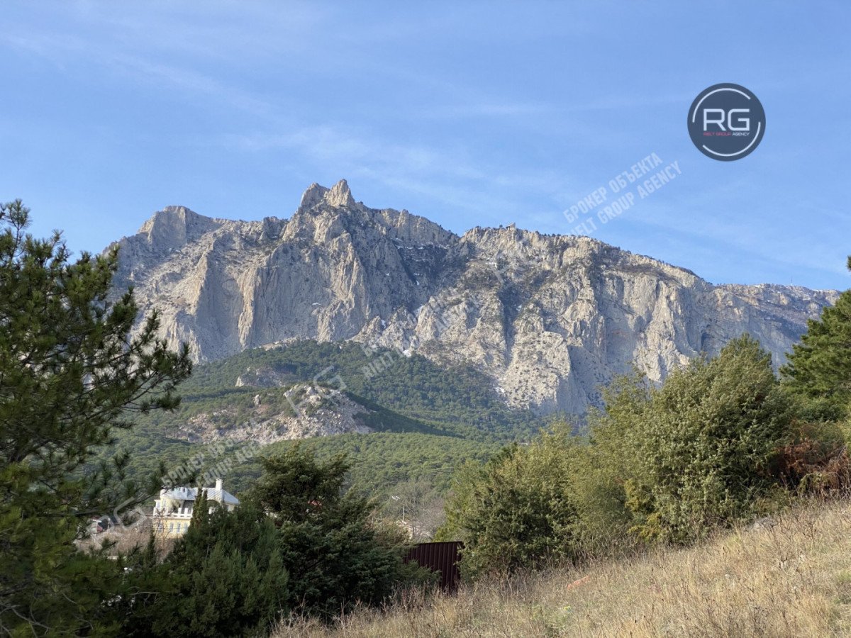 Фото 1, Супервидовой участок в Кореизе, 26 соток, Крым Республика, Ялта г., Кореиз п.г.т., Кореизское ш., д.10