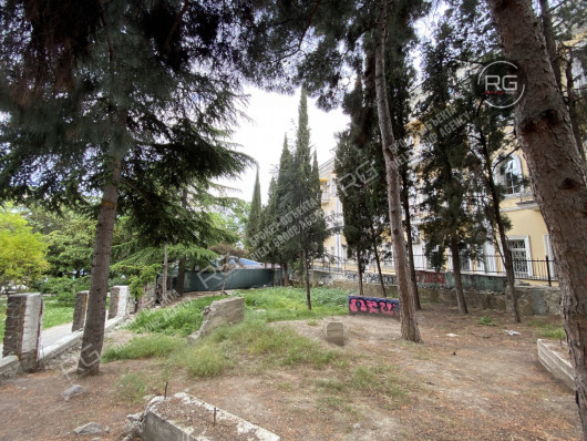 Участок под коммерцию в Ялте, 6 соток, Крым Республика, Ялта г., Ленина В.И. имени наб., д.13