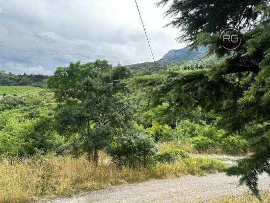 Участок в Гурзуфе, 9 соток, Крым Республика, Гурзуф п.г.т., Приветная ул.