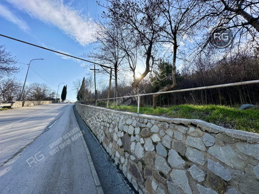 Участок в Гурзуфе, 10 соток, Крым Республика, Гурзуф п.г.т., Гурзуфское ш., д.12