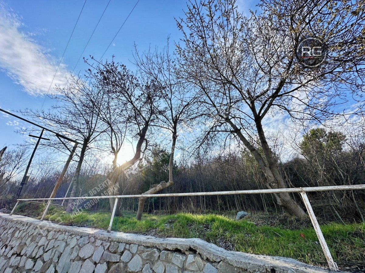 Миниатюра 2, Участок в Гурзуфе, 10 соток, Крым Республика, Гурзуф п.г.т., Гурзуфское ш., д.12