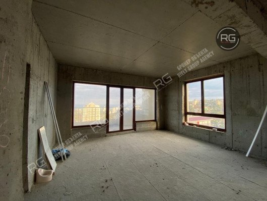 Видовые апартаменты под отделку в Ялте, 95,8 м², Крым Республика, Ялта г., Ломоносова ул., д.25