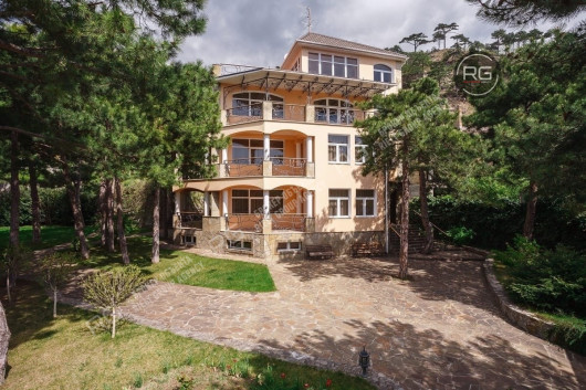 Вилла в аренду, 530 м², Крым Республика, Ялта г., Восход п.г.т., Горная ул., д.22, к.а