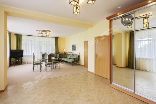 Вилла в аренду, 530 м², Крым Республика, Ялта г., Восход п.г.т., Горная ул., д.22, к.а